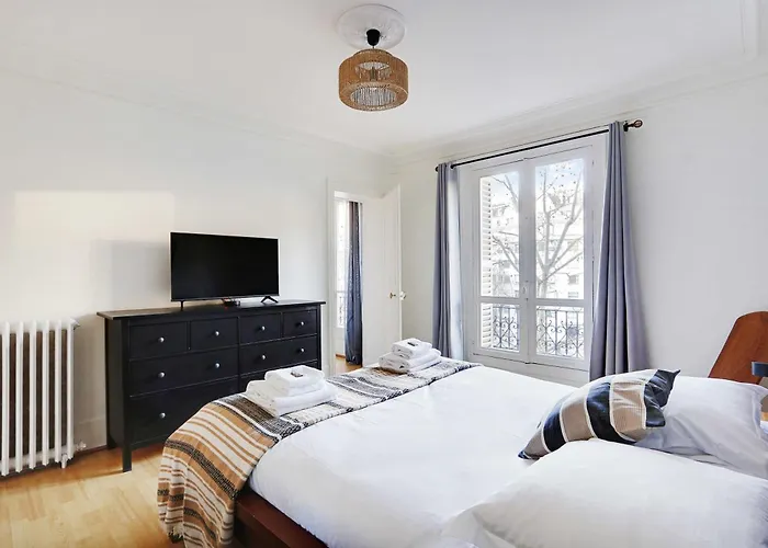 Beautiful - 2br 4p - Arc De Triomphe Parijs