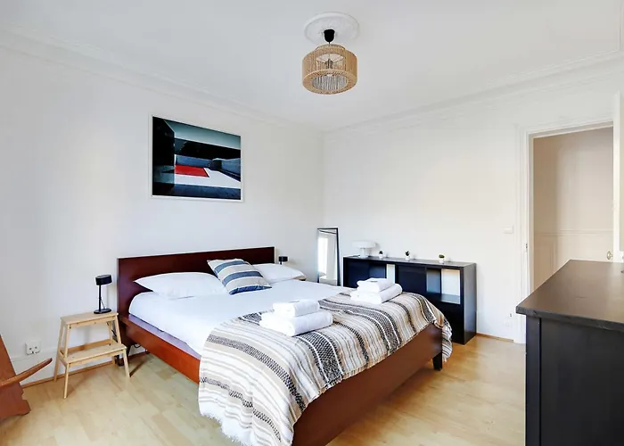شقة Beautiful - 2br 4p - Arc De Triomphe باريس